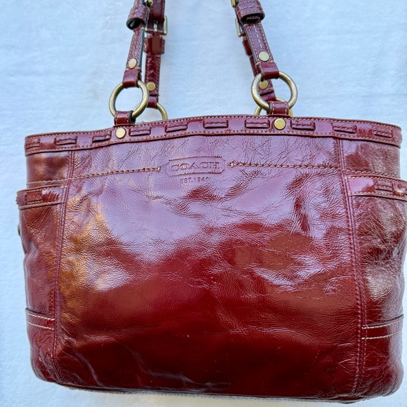 Coach Vintage 2007 Gallery East West Laced Tote Red Patent Leather 11500 - Picture 2 of 16